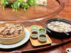 -臻享私人定制餐厅(黎明西路店)