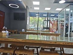 -陇上全荟兰州传统牛肉面(延吉路店)