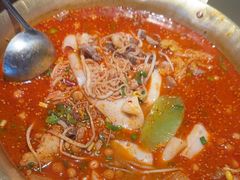 -张翻越·川渝冒菜·武汉黑鸭煲(城北万象城店)