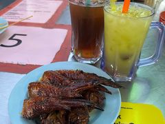 -黄亚华小食店(Jalan Alor)