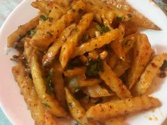 炸洋芋-朱家花园食府(顺城王府井店)