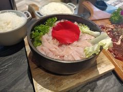 -热火朝天鲜切牛肉火锅(南强街巷店)