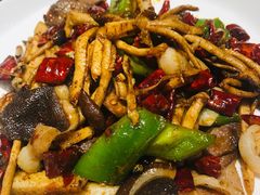 -十三式重庆江湖菜(金茂览秀城店)