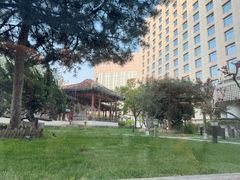 -亮马河饭店翠雅咖啡厅