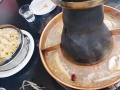 -楼外楼大刀肉传统火锅居(幸福街店)