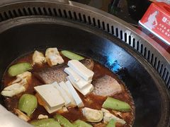 -粘豆包铁锅炖二部(温泉街店)