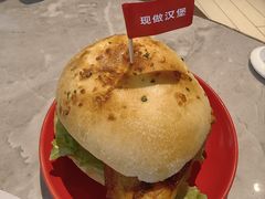 -必胜客餐厅(昆百大泰业城店)