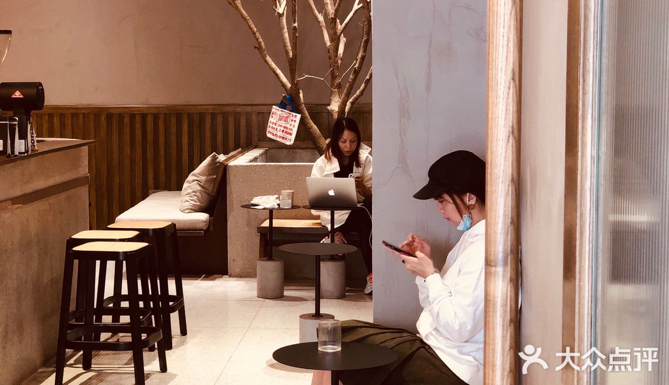 广州探店｜值得坐一天出大片的咖啡厅