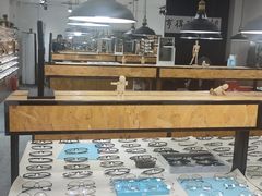 -罗伯特眼镜·蔡司官方授权(罗湖国贸店)