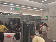 -乐刻健身(龙湖杭州紫荆天街精品店)