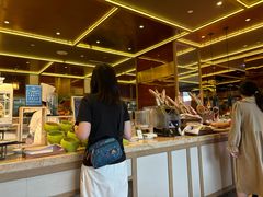 -大中华希尔顿酒店-念自助餐·嗨啤·小龙虾