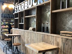大堂-星巴克臻选(湖滨道店)