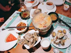 -亚马逊环球美食百汇(新城吾悦广场店)