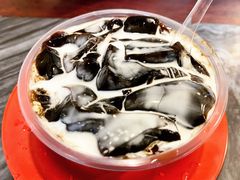 椰汁黑凉粉-玫瑰甜品(文明路店)