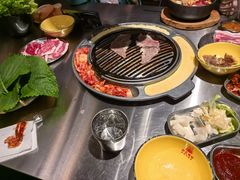 -猪掌柜韩国烤肉(六折店)