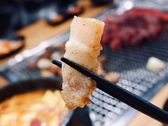 -肉甲韩国木炭烤肉(新壹街1店)