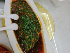 -土砂锅生态山庄·非遗砂锅雅鱼
