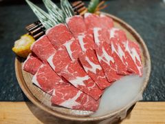 安格斯牛小排-炭小牛果木烤肉