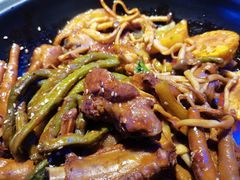 -徐记小怪兽肉蟹煲店(哈西万达金街店)