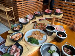 -拾勝牛·江景安格斯烧肉放题(江湾阳光天地店)