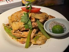 越式盐焗麻油鸡-大头虾越式风味餐厅(光明广场店)