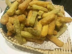 -老码头黑皮肘子锅包肉(赣水路店)