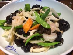 -95号酱骨·一块豆腐(展春园西路店)