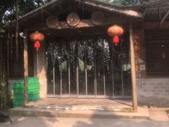 -胜景山庄柴火鸡