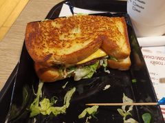-The Habit Burger Grill 哈比特汉堡(复兴soho店)