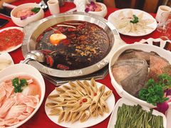 -山城年华老火锅(玉林店)