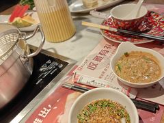 -尚尚仙·酸汤猪手·猪肚鸡火锅(华联万柳购物中心店)