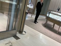 -Tiffany & Co.蒂芙尼
(广州太古汇店)