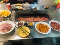 -马路牙子烧烤音乐酒馆(望京店)