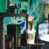 紫藤廊下的星巴克