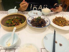 -丹江口渔村·湘味厨房(桃园店)