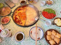 -鸿姐老火锅(疁城新天地店)
