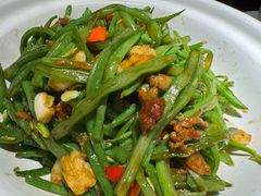 -小菜园新徽菜(镇江丹阳吾悦店)