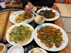 -山妹子铁锅炖