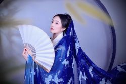 点击看大图 -盘子女人坊古装写真摄影(南京总店)