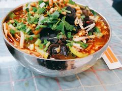 -红鼻子桂林米粉(金唐新光界店)