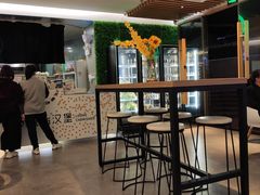 -龙治汉堡(中华城店)