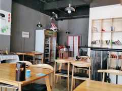 大堂-怂嘴冷锅串串&乐山烧烤(中赢康康谷店)