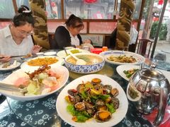 鲍鱼仔-旺角小渔村·海肠捞饭开创者(环山路店)