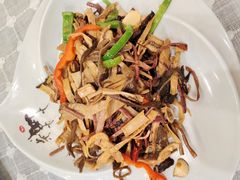 -小厨子私房菜·云南美食店