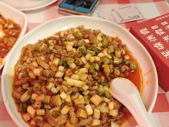 -洪霞餐馆·川菜·鲜货现炒(两江春城店)