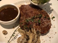 -绿茵阁(体育西分店)