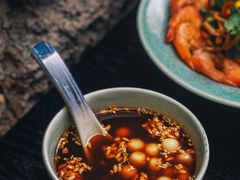 -包整·丝娃娃(一览甲秀楼风景店)