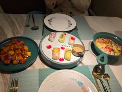 漫步花开彩虹卷-蜜桃花开·中西融合菜E&W(南长街店)