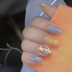 -海豚湾美甲美睫店