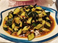 -霄汉牛三鲜湖北砂锅菜(万松园2店)